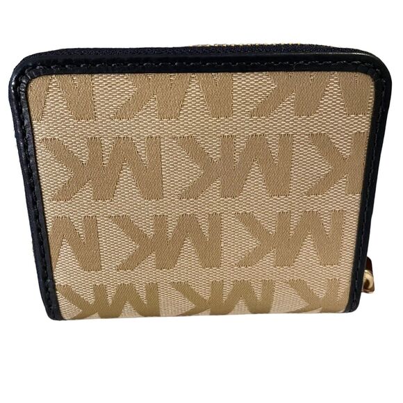 Michael Kors Bifold Wallet Small Zip Around Beige Camel Navy Blue Leather Trim - Picture 2 of 4